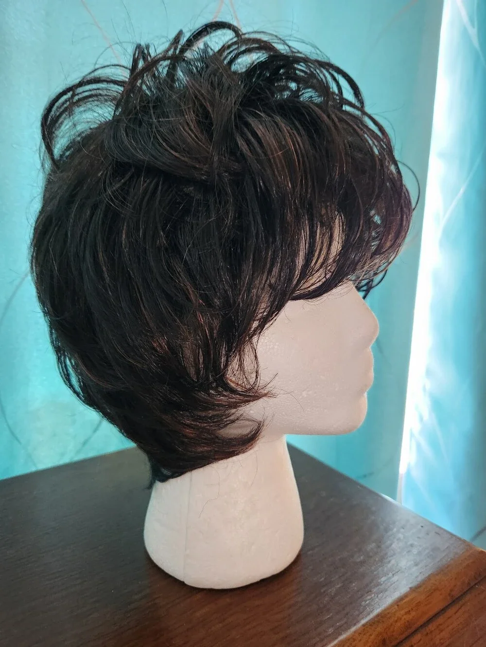Vivica A. Fox Joleen-V Short Wig in FS1B/30 Black/Burgundy